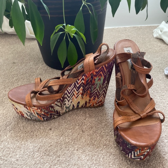 Steve Madden wedges - Picture 2 of 6